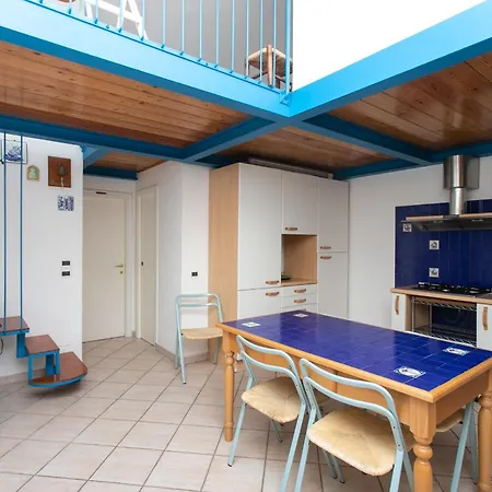 Trilocale Con Terrazzino A Lejlighed Marcelli