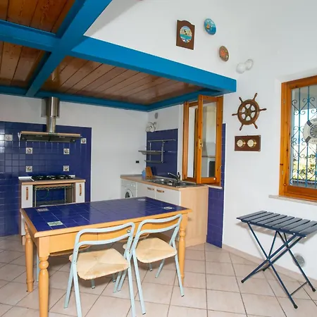 Trilocale Con Terrazzino A Lejlighed *