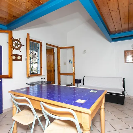 Trilocale Con Terrazzino A * Marcelli