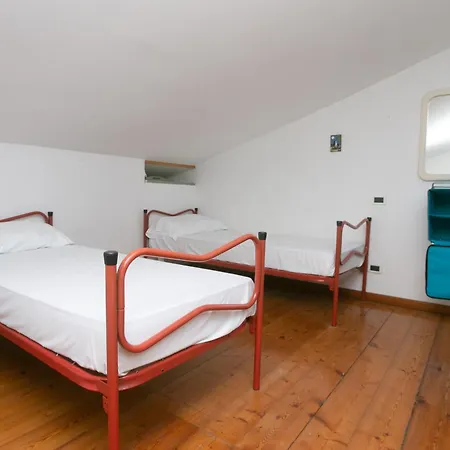 Apartamento Trilocale Con Terrazzino A - M025 Marcelli